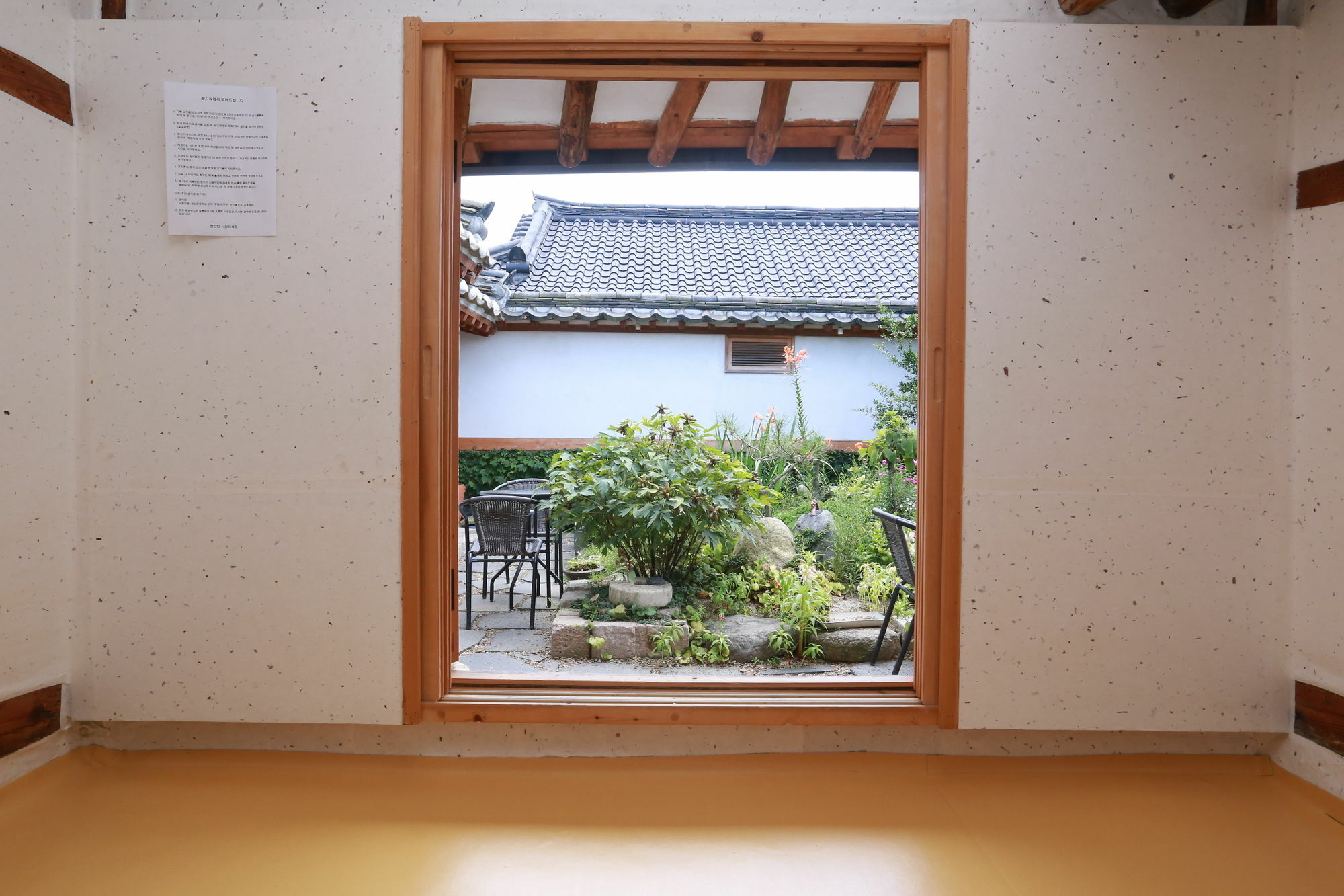 Floral Space Hanok Guesthouse Gyeongju Extérieur photo
