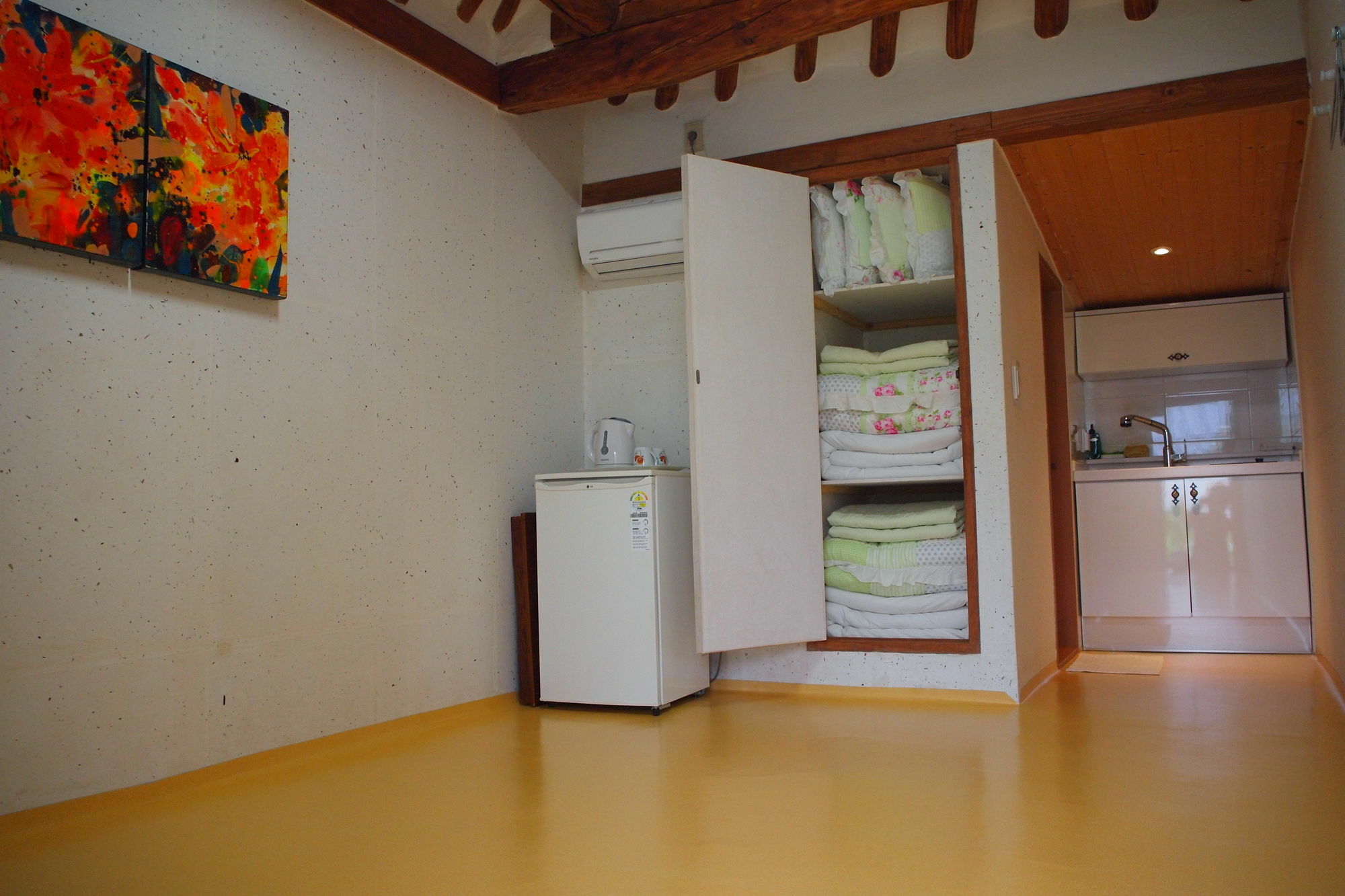 Floral Space Hanok Guesthouse Gyeongju Extérieur photo